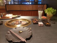 -铭牛烧肉·和牛海鲜自助(高新月牙湖店)