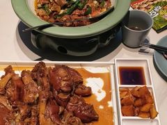 -老周家酱卤猪蹄私房菜(克拉玛依西街店)