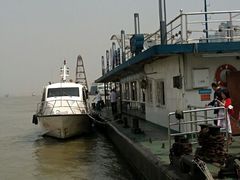 android_upload_pic-武汉关码头(轮渡站)