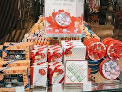 -VENCHI 闻绮(上海佛罗伦萨小镇店)