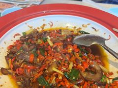 -有红鸡毛店·川菜(建设路店)