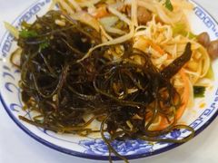 -70後铁锅炖(坡博总店)