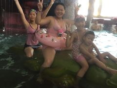 -阿酋湾水上乐园