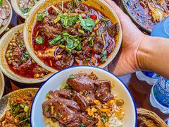 -谢老五跷脚牛肉·非遗传承店
