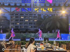 -渔家火锅·海鲜自助餐·演艺(亚龙湾天域酒店)