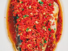 剁椒鱼头-书湘门地·中国十佳湘菜(西苑店)