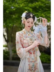-莫小姐婚纱