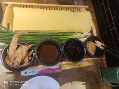 -赵记煎饼卷大葱(泰山大街店)