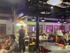 -马路牙子烧烤音乐酒馆(望京店)