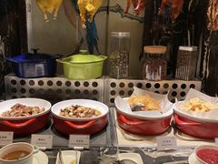 -岷山饭店-芝芝自助餐厅