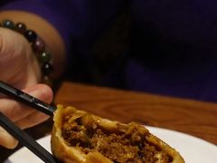 -清真吴记门钉肉饼·喜多利