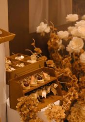 -艾米婚纱&婚礼策划