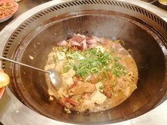 -关东情铁锅炖(迎春大街店)
