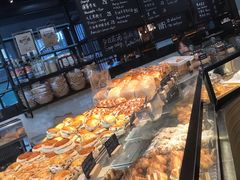 面包甜点陈列柜-麦田工坊(月湖店)