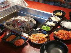 -肉甲韩国木炭烤肉(新壹街1店)