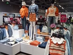 -唯品会(北京国瑞城店)