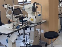 -上海大学附属上海和平眼科医院