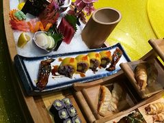 寿司船-中西名菜(增城万达广场店)