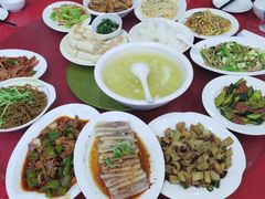 -九龙湾景区拓展会议