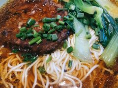 红烧大排面-京城小江南·北京烤鸭·江南土菜·白鱼(中关村店)