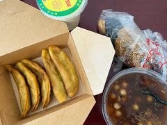-老新隆牛肉锅贴(新街口店)