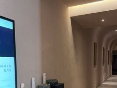 -灸春堂·艾灸·痛症·整脊连锁(之江银泰店)