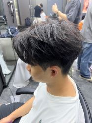 -米可造型烫发染发