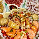 青岛台东吃货记，一口鲜掉眉毛！