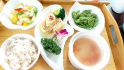 -卓玥国际月子会所(罗山路店)