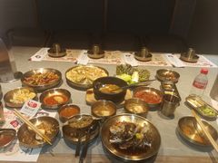 -草家酱蟹炭火烤肉店(珲春南路一店)