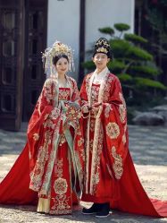-衣贝姿婚纱礼服馆