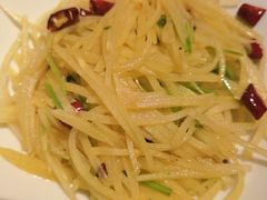 香菜梗土豆丝-绿茶餐厅(领展购物广场·中关村店)