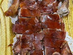 烤乳猪-大石鼓山庄·珠海第一烧猪