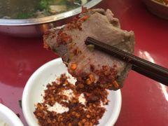 -谢老五跷脚牛肉·非遗传承店