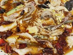 -辣小妮de川菜馆(红旗Mall店)
