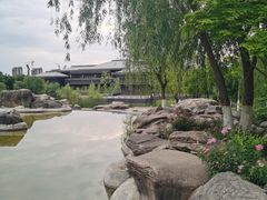 -鹦鹉寺公园