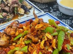 -八两八金·莱芜特色炒鸡(市南漳浦路店)