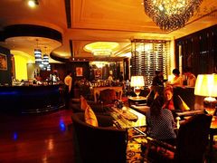 -龙虾酒吧扒房(宁波香格里拉店)