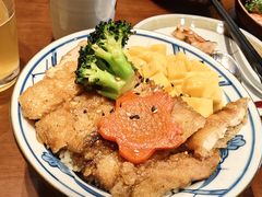 -8PINTS八品脱·日料·烧鸟·精酿小酒馆(莘庄店)