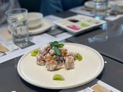 奇妙虾球-小大董·烤鸭(观景餐厅·南京西路店)