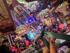 -上海不夜城广场(上海不夜城金融大厦店)