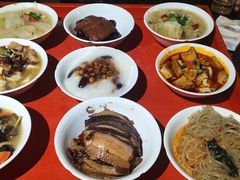 -蓝田九大碗民俗食府(蓝田店)