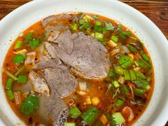 -遵义虾子张六羊肉粉(普陀路店)