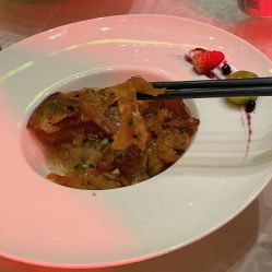 点击看大图 -中茵皇冠假日酒店·宴会厅