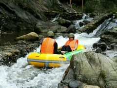 -碧水峡漂流