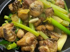 沙煲鸡-南雄雄州土菜餐厅(粤北大厦店)