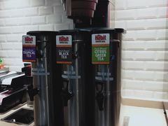 -The Habit Burger Grill 哈比特汉堡(爱琴海店)