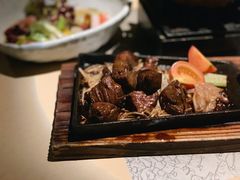 -穹六人间 people 6(岳阳路店)