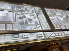 -鑫羽黄金首饰奢侈品回收鉴定