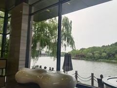 -上海怡沁园度假酒店
